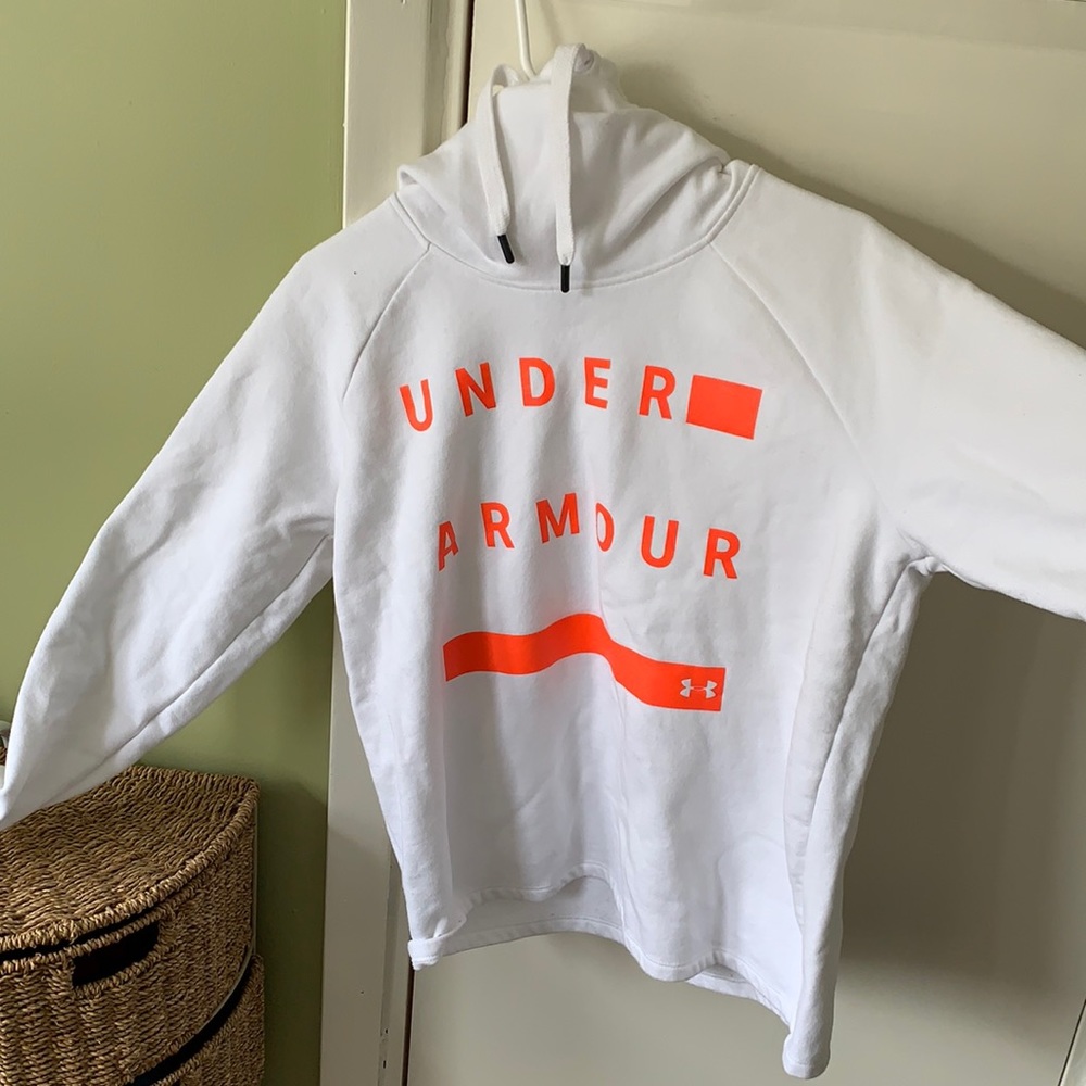 WHITE UNDER ARMOUR HOODIE / SWEATER